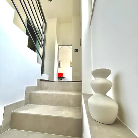 公寓 Elegant Waterfront With Garden 葛伦坦马勒